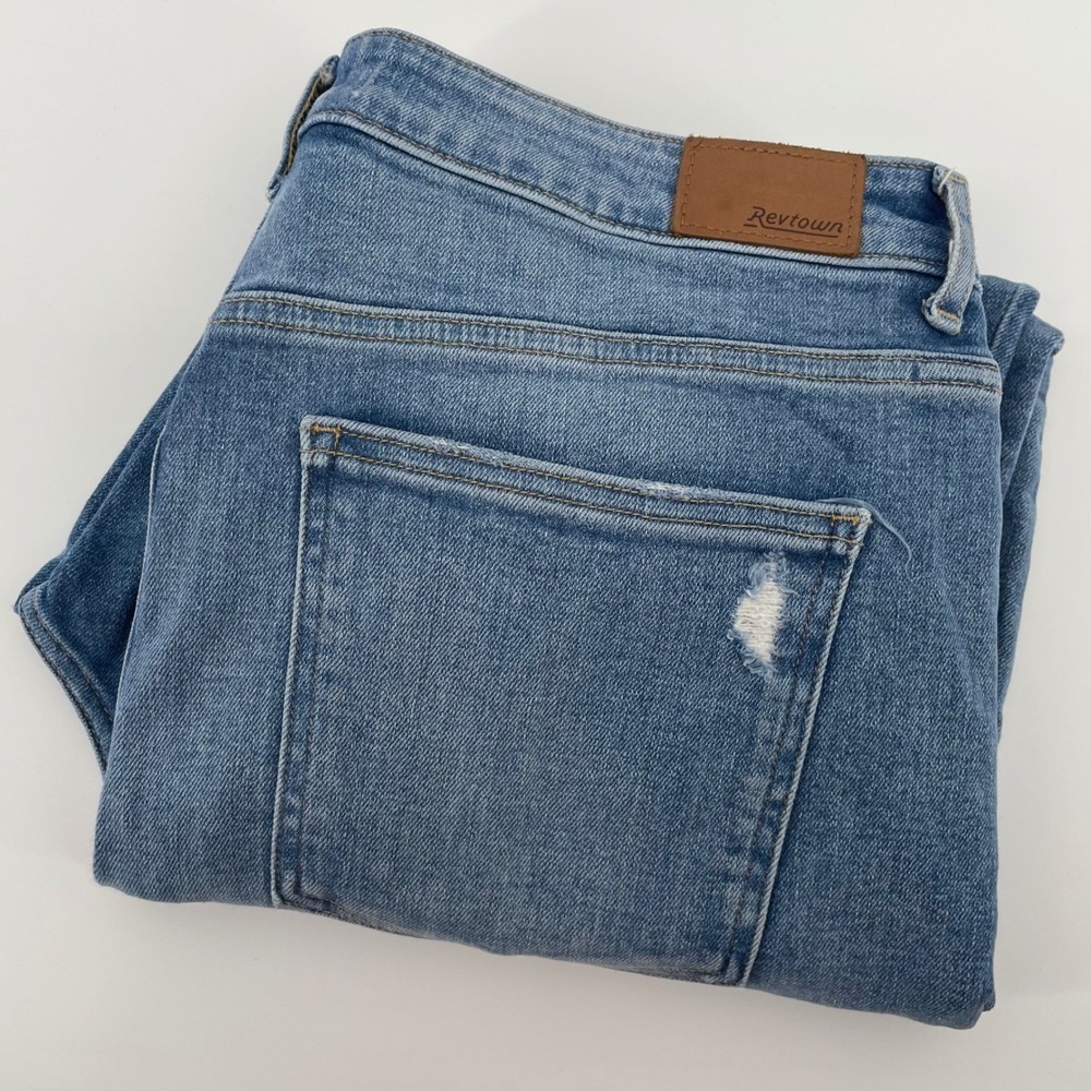 Revtown Decade Denim Women's 32 Regular Medium Wash Distressed Raw Hem Jeans
